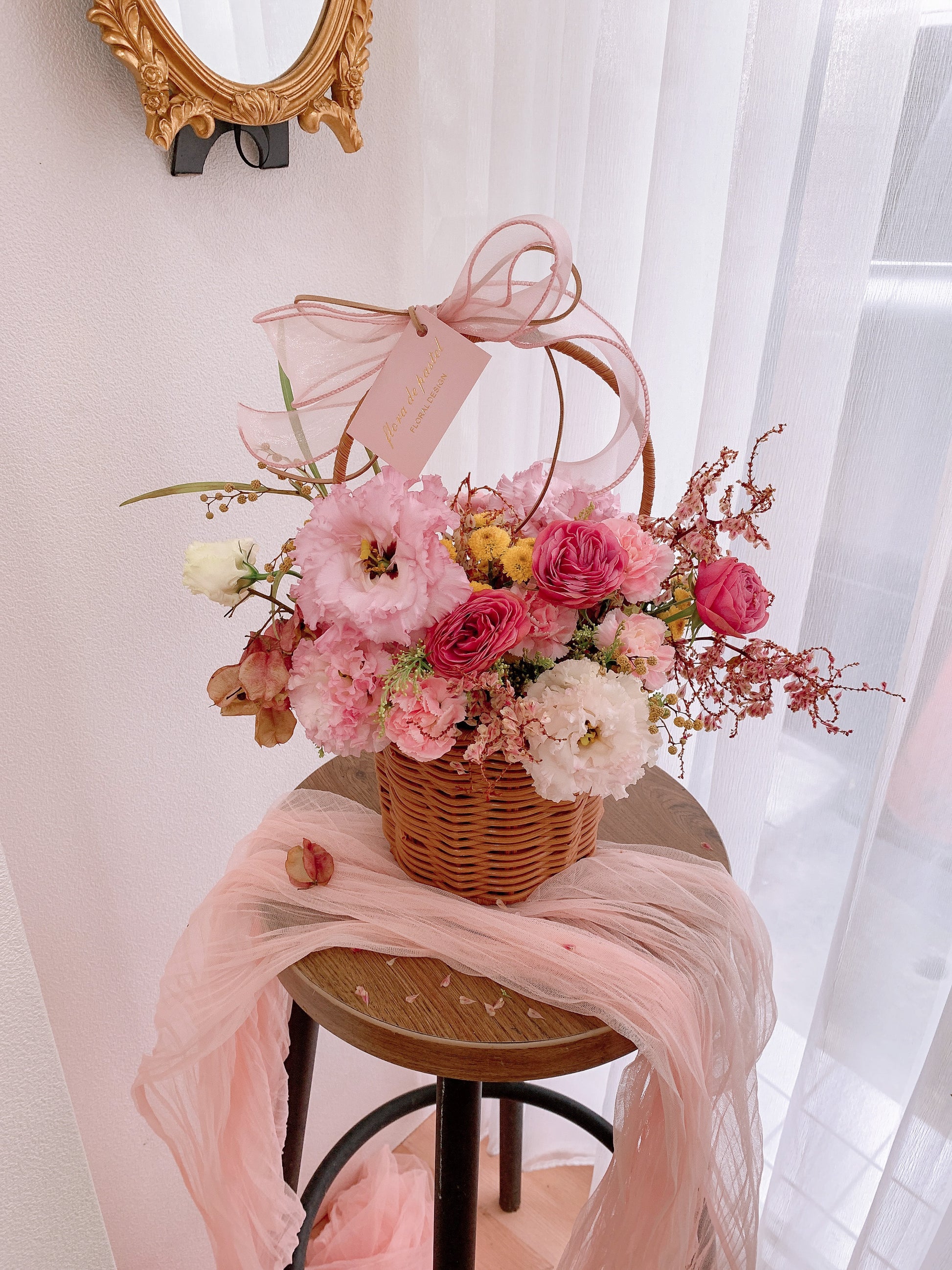 Flower de Pastel flower basket